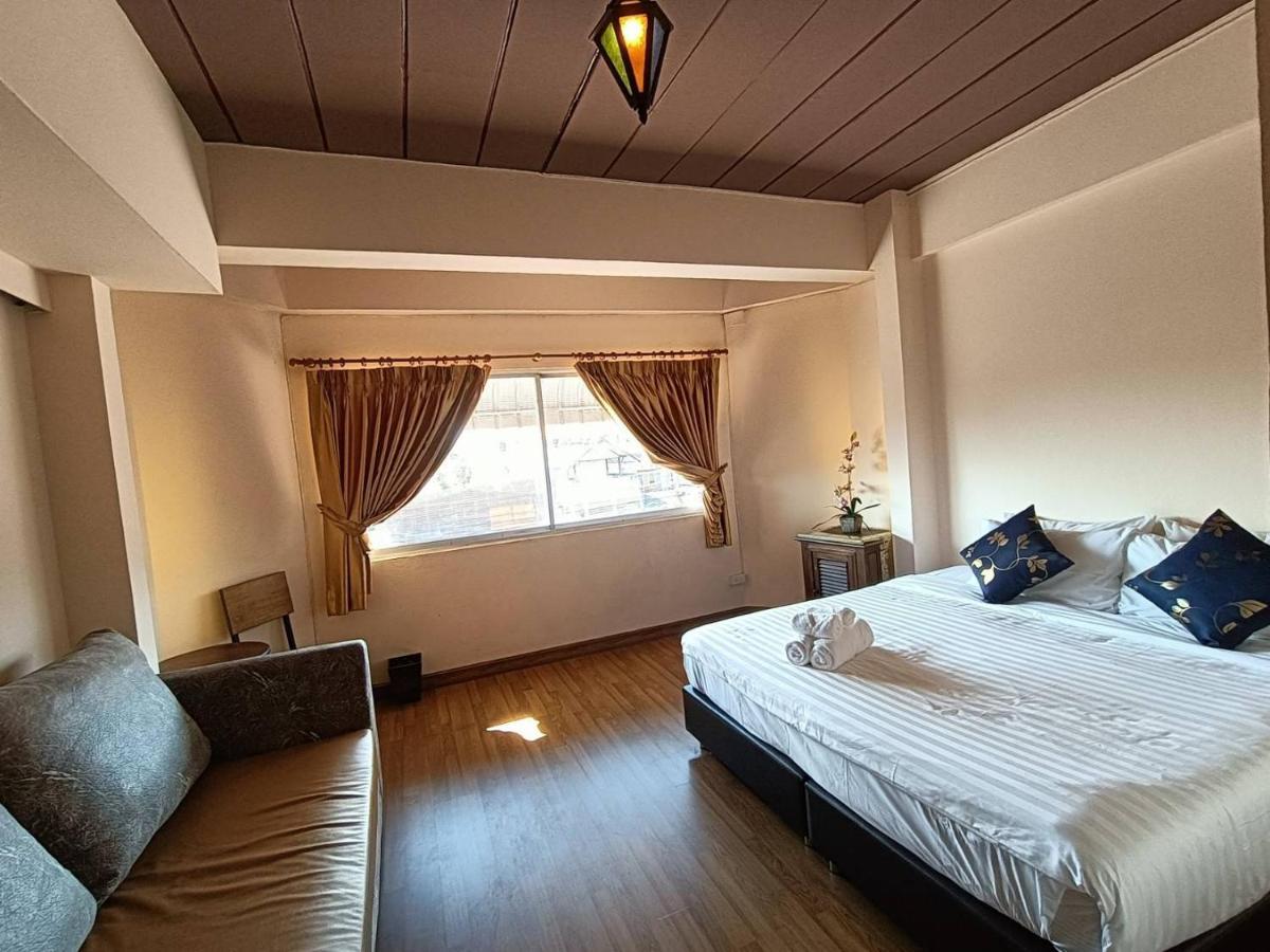 Soft Night Barzaar Chiang Mai Exterior photo